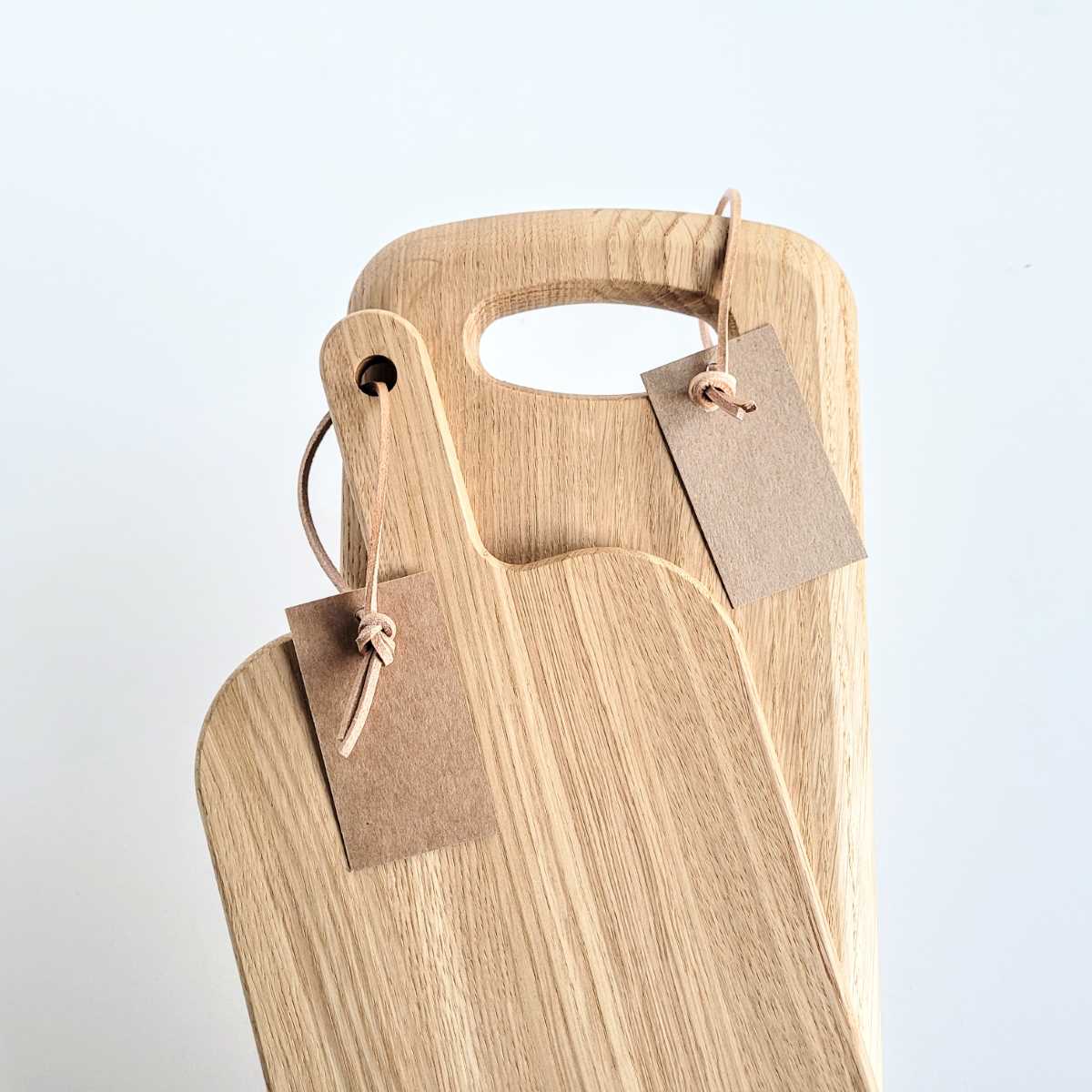 Leather lace – wooden cutting board manufacturer