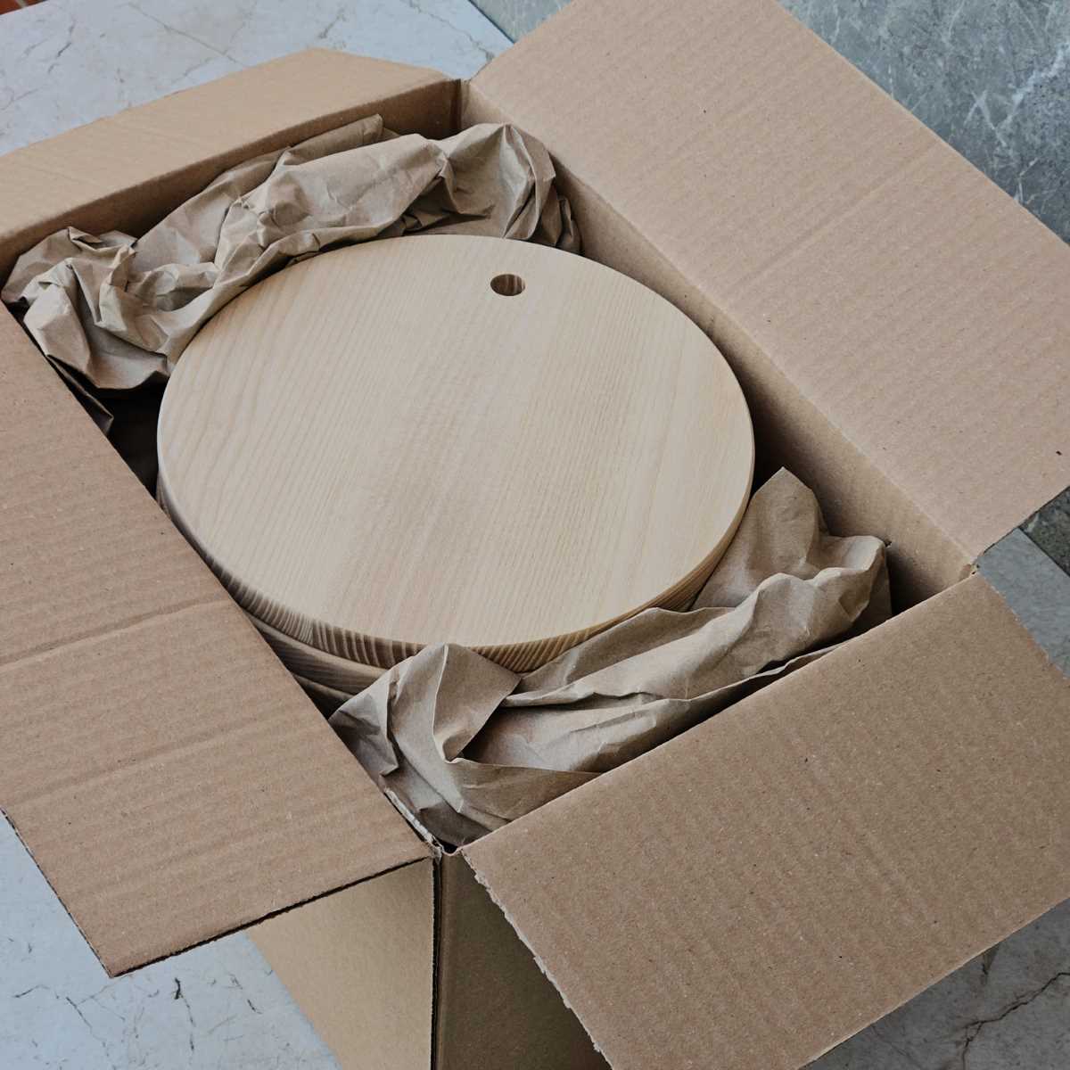 Paper filler – wooden cutting board manufacturer