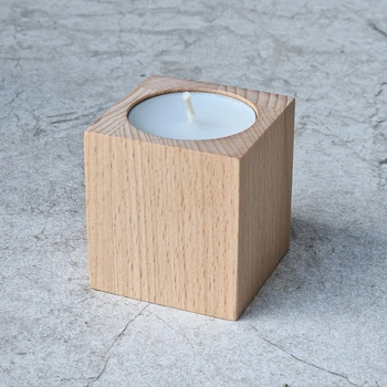 Beech tealight candle holder 50x50x60 mm