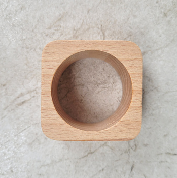 Beech napkin ring 50x50x30 mm