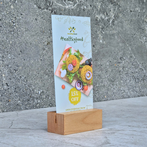 Beech menu stand with acrylic pocket 105x50x40 mm