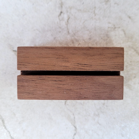 Wooden stand 60x30x20 mm