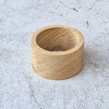 Oak egg holder dia50x30mm
