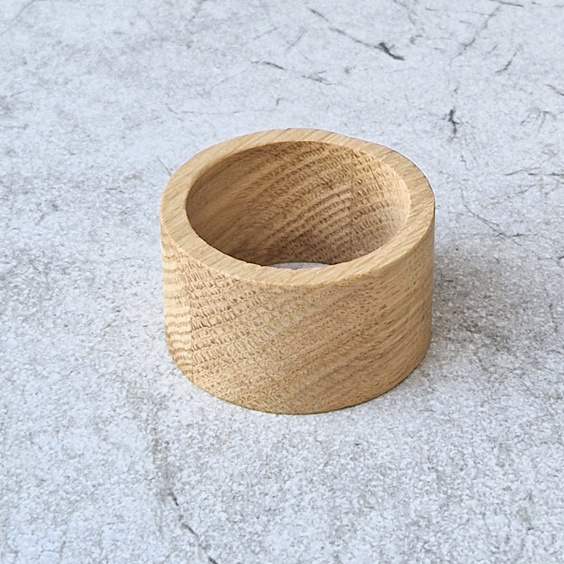 Oak egg holder dia50x30mm
