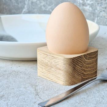 Oak egg holder 50x50x30mm