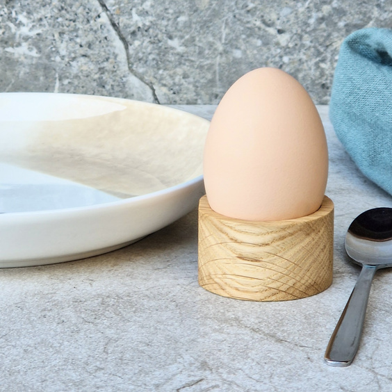 Oak egg holder dia50x30mm