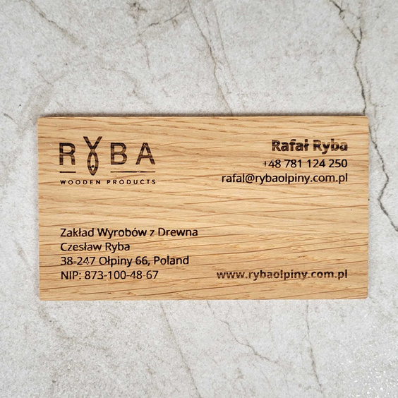 Dębowa wizytówka/ karta podarunkowa 90x50x2,7 mm do personalizacji