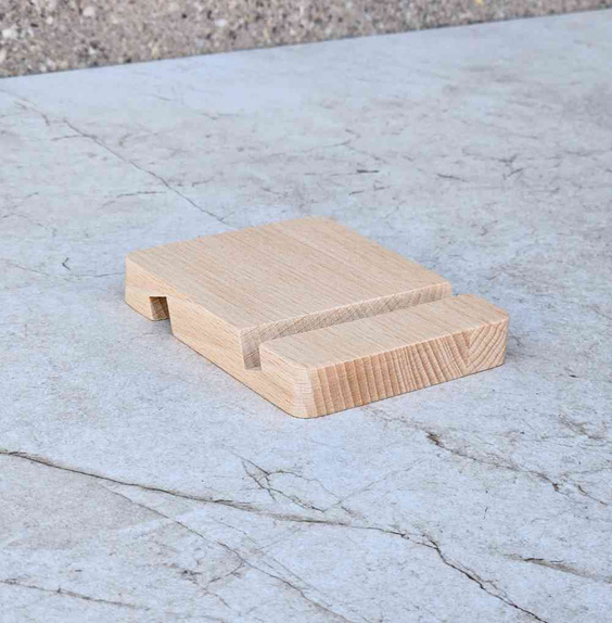 Beech mobile stand 100x80x15 mm